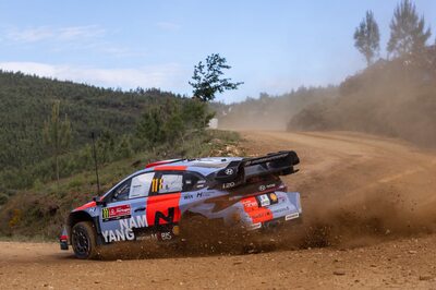 Thierry Neuville - Martijn Wydaeghe
59º Vodafone Rally de Portugal 2026. Hyundai i20 N Rally1 (OF WR 910). Clasificado 1º.
Hyundai Shell Mobis WRT

Del 7 al 10 de Mayo, Matosinhos.
Superficie: tierra.

El Rallye constaba de 4 etapas con un total de 1874.58 km de los que 344.91 km divididos en 23 tramos eran cronometrados.

Tomaron la salida 67 equipos, finalizaron 47.

Photographer: Dufour Fabien
Wordwide copyright: Hyundai Motorsport GmbH

Palabras clave: Hyundai;Rally1;Portugal;2026