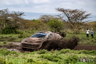 Takamoto Katsuta - Aaron Johnston
74º Safari Rally Kenya 2026. Toyota GR Yaris Rally1 (A-7653). Clasificado 1º.
Toyota Gazoo Racing WRT

Del 12 al 15 de Marzo, Naivasha.
Superficie: tierra.

El Rally constaba de 4 etapas con un total de 1205.46 km de los que 338.34 km divididos en 20 tramos eran cronometrados.

Tomaron la salida 41 equipos, finalizaron 29.

© Honza Fronek

Palabras clave: Toyota;Yaris;Rally1;Kenya;2026