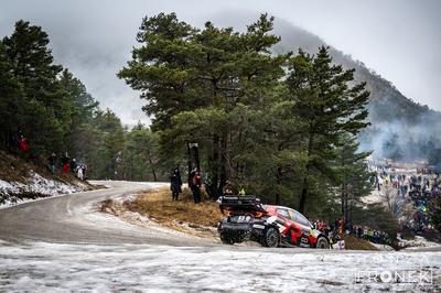 Oliver Solberg - Elliott Edmondson
94º Rallye Automobile de Monte-Carlo 2026. Toyota GR Yaris Rally1 (A-7540). Clasificado 1º.
Toyota Gazoo Racing WRT

Del 22 al 25 de Enero, Gap - Monaco.
Superficie: asfalto - nieve.

El Rally constaba de 4 etapas con un total de 1553.22 km de los que 339.15 km divididos en 17 tramos eran cronometrados.

Tomaron la salida 65 equipos, finaluizaron 48.

© Honza Fronek

Palabras clave: Toyota;Yaris;Rally1;Montecarlo;2026