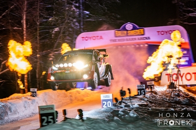 Takamoto Katsuta - Aaron Johnston
73º Rally Sweden 2026. Toyota GR Yaris Rally1 (A-7664). Clasificado 2º.
Toyota Gazoo Racing WRT

Del 12 al 15 de Febrero, Umeå.
Superficie: nieve - hielo.

El Rallye constaba de 3 etapas con un total de 1069.44 km de los que 300.66 km divididos en 18 tramos eran cronometrados.

Tomaron la salida 57 equipos.

© Honza Fronek

Palabras clave: Toyota;Yaris;Suecia;2026;Rally1