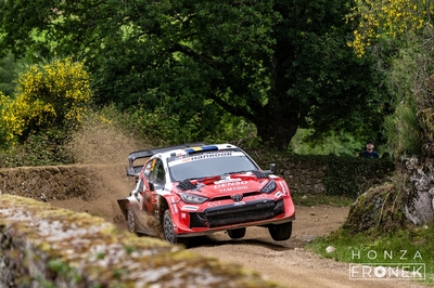 Oliver Solberg - Elliott Edmondson
59º Vodafone Rally de Portugal 2026. Toyota GR Yaris Rally1 (A-7649). Clasificado 2º.
Toyota Gazoo Racing WRT

Del 7 al 10 de Mayo, Matosinhos.
Superficie: tierra.

El Rallye constaba de 4 etapas con un total de 1874.58 km de los que 344.91 km divididos en 23 tramos eran cronometrados.

Tomaron la salida 67 equipos, finalizaron 47.

© Honza Fronek

Palabras clave: Toyota;Yaris;Rally1;Portugal;2026
