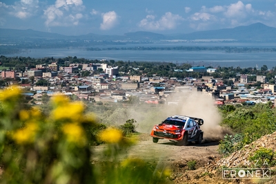 Sami Pajari - Marko Salminen
74º Safari Rally Kenya 2026. Toyota GR Yaris Rally1 (A-7657). Clasificado 3º.
Toyota Gazoo Racing WRT

Del 12 al 15 de Marzo, Naivasha.
Superficie: tierra.

El Rally constaba de 4 etapas con un total de 1205.46 km de los que 338.34 km divididos en 20 tramos eran cronometrados.

Tomaron la salida 41 equipos, finalizaron 29.

© Honza Fronek

Palabras clave: Toyota;Yaris;Rally1;Kenya;2026