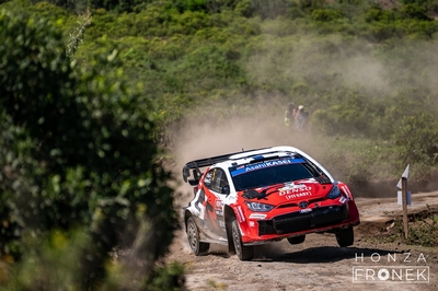 Sami Pajari - Marko Salminen
74º Safari Rally Kenya 2026. Toyota GR Yaris Rally1 (A-7657). Clasificado 3º.
Toyota Gazoo Racing WRT

Del 12 al 15 de Marzo, Naivasha.
Superficie: tierra.

El Rally constaba de 4 etapas con un total de 1205.46 km de los que 338.34 km divididos en 20 tramos eran cronometrados.

Tomaron la salida 41 equipos, finalizaron 29.

© Honza Fronek

Palabras clave: Toyota;Yaris;Rally1;Kenya;2026
