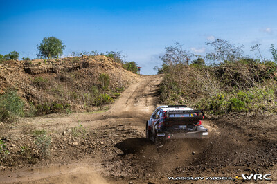 Sami Pajari - Marko Salminen
74º Safari Rally Kenya 2026. Toyota GR Yaris Rally1 (A-7657). Clasificado 3º.
Toyota Gazoo Racing WRT

Del 12 al 15 de Marzo, Naivasha.
Superficie: tierra.

El Rally constaba de 4 etapas con un total de 1205.46 km de los que 338.34 km divididos en 20 tramos eran cronometrados.

Tomaron la salida 41 equipos, finalizaron 29.

© Vladislav Maschl

Palabras clave: Toyota;Yaris;Rally1;Kenya;2026