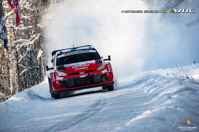 Sami Pajari - Marko Salminen
73º Rally Sweden 2026. Toyota GR Yaris Rally1 (A-7657). Clasificado 3º.
Toyota Gazoo Racing WRT2

Del 12 al 15 de Febrero, Umeå.
Superficie: nieve - hielo.

El Rallye constaba de 3 etapas con un total de 1069.44 km de los que 300.66 km divididos en 18 tramos eran cronometrados.

Tomaron la salida 57 equipos.

© Mateusz Szczerba

Palabras clave: Toyotra;Yaris;Suecia;2026;Rally1