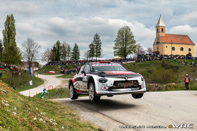 Yohan Rossel - Arnaud Dunand
Croatia Rally 2026. Lancia Ypsilon Rally2 HF Integrale (HH-688-NV). Clasificado 4º.
Lancia Corse HF

Del 9 al 12 de Abril, Cavle
Superficie: asfalto

El Rallye constaba de 3 etapas con un total de 1134 km de los que 300.28 km divididos en 20 tramos eran cronometrados.

Tomaron la salida 51 equipos, finalizaron 44.

© Vladislav Maschl

Palabras clave: Lancia;Ypsilon;Rally2;Croacia;2026