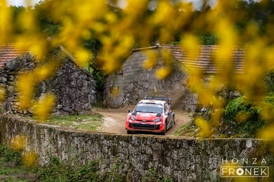 Takamoto Katsuta - Aaron Johnston
59º Vodafone Rally de Portugal 2026. Toyota GR Yaris Rally1 (A-7658). Clasificado 5º.
Toyota Gazoo Racing WRT

Del 7 al 10 de Mayo, Matosinhos.
Superficie: tierra.

El Rallye constaba de 4 etapas con un total de 1874.58 km de los que 344.91 km divididos en 23 tramos eran cronometrados.

Tomaron la salida 67 equipos, finalizaron 47.

© Honza Fronek

Palabras clave: Toyota;Yaris;Rally1;Portugal;2026