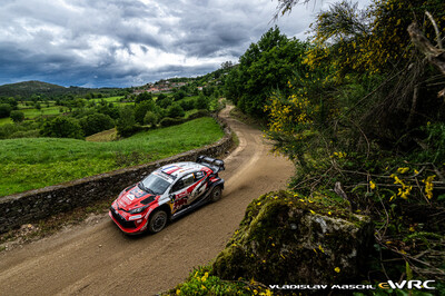 Sébastien Ogier - Vincent Landais
59º Vodafone Rally de Portugal 2026. Toyota GR Yaris Rally1 (A-7690). Clasificado 6º.
Toyota Gazoo Racing WRT

Del 7 al 10 de Mayo, Matosinhos.
Superficie: tierra.

El Rallye constaba de 4 etapas con un total de 1874.58 km de los que 344.91 km divididos en 23 tramos eran cronometrados.

Tomaron la salida 67 equipos, finalizaron 47.

© Vladislav Maschl

Palabras clave: Toyota;Yaris;Rally1;Portugal;2026