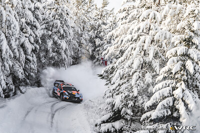 Esapekka Lappi - Enni Mälkönen
73º Rally Sweden 2026. Hyundai i20 N Rally1 (ALZ WR 909). Clasificado 6º.
Hyundai Shell Mobis WRT

Del 12 al 15 de Febrero, Umeå.
Superficie: nieve - hielo.

El Rallye constaba de 3 etapas con un total de 1069.44 km de los que 300.66 km divididos en 18 tramos eran cronometrados.

Tomaron la salida 57 equipos, finalizaron 48.

© Hannes Dannenberg

Palabras clave: Hyundai;Suecia;2026;Rally1