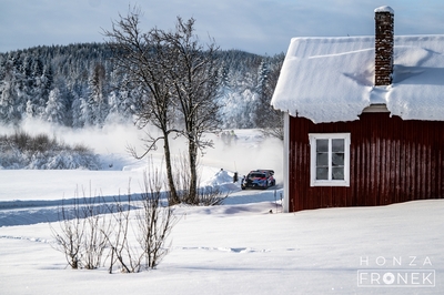 Esapekka Lappi - Enni Mälkönen
73º Rally Sweden 2026. Hyundai i20 N Rally1 (ALZ WR 909). Clasificado 6º.
Hyundai Shell Mobis WRT

Del 12 al 15 de Febrero, Umeå.
Superficie: nieve - hielo.

El Rallye constaba de 3 etapas con un total de 1069.44 km de los que 300.66 km divididos en 18 tramos eran cronometrados.

Tomaron la salida 57 equipos, finalizaron 48.

© Honza Fronek

Palabras clave: Hyundai;Suecia;2026;Rally1