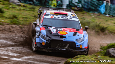 Dani Sordo - Cándido Carrera
59º Vodafone Rally de Portugal 2026. Hyundai i20 N Rally1 (ALZ WR 926). Clasificado 8º.
Hyundai Shell Mobis WRT

Del 7 al 10 de Mayo, Matosinhos.
Superficie: tierra.

El Rallye constaba de 4 etapas con un total de 1874.58 km de los que 344.91 km divididos en 23 tramos eran cronometrados.

Tomaron la salida 67 equipos, finalizaron 47.

© Luis Filipe Ferreira

Palabras clave: Hyundai;Rally1;Portugal;2026