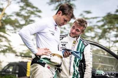 Andreas Mikkelsen - Jørn Listerud
74º Safari Rally Kenya 2026. Skoda Fabia RS Rally2 (AW TS 671). Clasificado 8º.
Toksport WRT

Del 12 al 15 de Marzo, Naivasha.
Superficie: tierra.

El Rally constaba de 4 etapas con un total de 1205.46 km de los que 338.34 km divididos en 20 tramos eran cronometrados.

Tomaron la salida 41 equipos, finalizaron 29.

© Honza Fronek

Palabras clave: Skoda;Fabia;Rally2;Kenya;2026;Personajes