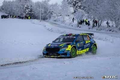 Roberto Daprà - Luca Guglielmetti
94º Rallye Automobile de Monte-Carlo 2026. Skoda Fabia RS Rally2 (6SA K3E). Clasificado 8º.

Del 22 al 25 de Enero, Gap - Monaco.
Superficie: asfalto - nieve.

El Rally constaba de 4 etapas con un total de 1553.22 km de los que 339.15 km divididos en 17 tramos eran cronometrados.

Tomaron la salida 65 equipos, finaluizaron 48.

© Petr Sagner

Palabras clave: Skoda;Fabia;Rally2;Montecarlo;2026