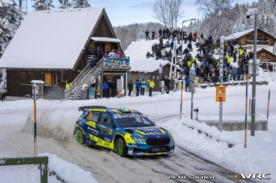 Roberto Daprà - Luca Guglielmetti
94º Rallye Automobile de Monte-Carlo 2026. Skoda Fabia RS Rally2 (6SA K3E). Clasificado 8º.

Del 22 al 25 de Enero, Gap - Monaco.
Superficie: asfalto - nieve.

El Rally constaba de 4 etapas con un total de 1553.22 km de los que 339.15 km divididos en 17 tramos eran cronometrados.

Tomaron la salida 65 equipos, finaluizaron 48.

© Petr Sagner

Palabras clave: Skoda;Fabia;Rally2;Montecarlo;2026