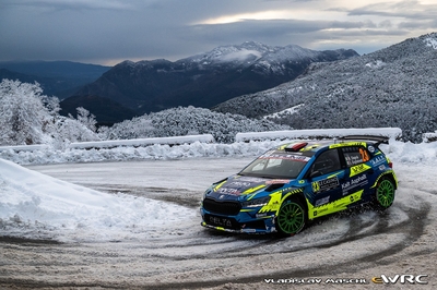 Roberto Daprà - Luca Guglielmetti
94º Rallye Automobile de Monte-Carlo 2026. Skoda Fabia RS Rally2 (6SA K3E). Clasificado 8º.

Del 22 al 25 de Enero, Gap - Monaco.
Superficie: asfalto - nieve.

El Rally constaba de 4 etapas con un total de 1553.22 km de los que 339.15 km divididos en 17 tramos eran cronometrados.

Tomaron la salida 65 equipos, finaluizaron 48.

© Vladislav Maschl

Palabras clave: Skoda;Fabia;Rally2;Montecarlo;2026
