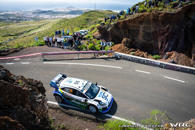 Josh McErlean - Eoin Treacy
50º Rally Islas Canarias - Rally of Spain 2026. Ford Puma Rally1 (YX22 FCE). Clasificado 8º.
M-Sport Ford WRT

Del 23 al 26 de Abril, Cavle
Superficie: asfalto

El Rallye constaba de 3 etapas con un total de 1309.16 km de los que 301.30 km divididos en 18 tramos eran cronometrados (uno de ellos fue cancelado SS3 Tejeda - San Mateo 1 de 18,62 km.
La cancelación se debió a que vehículos de espectadores estaban estacionados ilegalmente dentro de un área protegida cerca del escenario).
Se encontraron más de 100 vehículos en la zona.

Tomaron la salida 58 equipos, finalizaron 51.

© Martín Graña

Palabras clave: Ford;Puma;Rally1;Canarias;España;Spain;2026