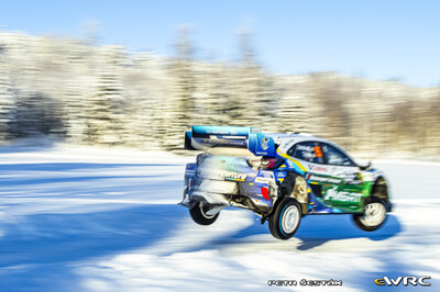Jon Armstrong - Shane Byrne
73º Rally Sweden 2026. Ford Puma Rally1 (YX22 FCD). Clasificado 8º.
M-Sport Ford WRT

Del 12 al 15 de Febrero, Umeå.
Superficie: nieve - hielo.

El Rallye constaba de 3 etapas con un total de 1069.44 km de los que 300.66 km divididos en 18 tramos eran cronometrados.

Tomaron la salida 57 equipos, finalizaron 48.

© Petr Šesták

Palabras clave: Ford;Puma;Suecia;2026;Rally1