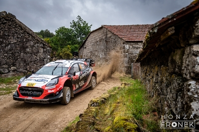 Martinš Sesks - Renars Francis
59º Vodafone Rally de Portugal 2026. Ford Puma Rally1 (YN71 DDJ). Clasificado 9º.
M-Sport Ford WRT

Del 7 al 10 de Mayo, Matosinhos.
Superficie: tierra.

El Rallye constaba de 4 etapas con un total de 1874.58 km de los que 344.91 km divididos en 23 tramos eran cronometrados.

Tomaron la salida 67 equipos, finalizaron 47.

© Honza Fronek

Palabras clave: Ford;Puma;Rally1;Portugal;2026