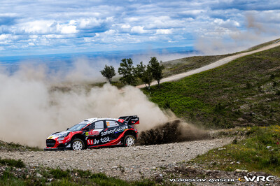 Martinš Sesks - Renars Francis
59º Vodafone Rally de Portugal 2026. Ford Puma Rally1 (YN71 DDJ). Clasificado 9º.
M-Sport Ford WRT

Del 7 al 10 de Mayo, Matosinhos.
Superficie: tierra.

El Rallye constaba de 4 etapas con un total de 1874.58 km de los que 344.91 km divididos en 23 tramos eran cronometrados.

Tomaron la salida 67 equipos, finalizaron 47.

© Vladislav Maschl

Palabras clave: Ford;Puma;Rally1;Portugal;2026