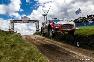 Martinš Sesks - Renars Francis
59º Vodafone Rally de Portugal 2026. Ford Puma Rally1 (YN71 DDJ). Clasificado 9º.
M-Sport Ford WRT

Del 7 al 10 de Mayo, Matosinhos.
Superficie: tierra.

El Rallye constaba de 4 etapas con un total de 1874.58 km de los que 344.91 km divididos en 23 tramos eran cronometrados.

Tomaron la salida 67 equipos, finalizaron 47.

© Vladislav Maschl

Palabras clave: Ford;Puma;Rally1;Portugal;2026
