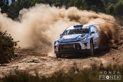 Teemu Suninen - Janni Hussi
59º Vodafone Rally de Portugal 2026. Toyota GR Yaris Rally2 (GZ 433 JP). Clasificado 10º.
Hyundai Shell Mobis WRT

Del 7 al 10 de Mayo, Matosinhos.
Superficie: tierra.

El Rallye constaba de 4 etapas con un total de 1874.58 km de los que 344.91 km divididos en 23 tramos eran cronometrados.

Tomaron la salida 67 equipos, finalizaron 47.

© Honza Fronek

Palabras clave: Toyota;Yaris;Rally2;Portugal;2026