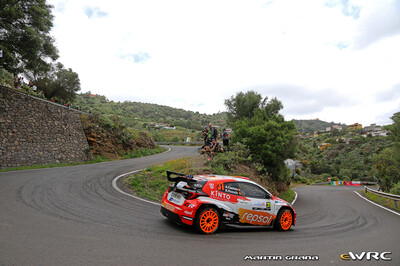 Alejandro Cachón - Borja Rozada
50º Rally Islas Canarias - Rally of Spain 2026. Toyota GR Yaris Rally2 (2086 NKH). Clasificado 10º y 2º en WRC2.
Toyota España

Del 23 al 26 de Abril, Cavle
Superficie: asfalto

El Rallye constaba de 3 etapas con un total de 1309.16 km de los que 301.30 km divididos en 18 tramos eran cronometrados (uno de ellos fue cancelado SS3 Tejeda - San Mateo 1 de 18,62 km.
La cancelación se debió a que vehículos de espectadores estaban estacionados ilegalmente dentro de un área protegida cerca del escenario).
Se encontraron más de 100 vehículos en la zona.

Tomaron la salida 58 equipos, finalizaron 51.

© Martín Graña

Palabras clave: Toyota;Yaris;Rally2;Canarias;España;Spain;2026