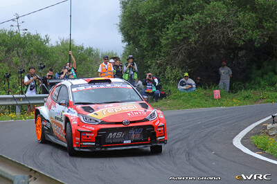 Alejandro Cachón - Borja Rozada
50º Rally Islas Canarias - Rally of Spain 2026. Toyota GR Yaris Rally2 (2086 NKH). Clasificado 10º y 2º en WRC2.
Toyota España

Del 23 al 26 de Abril, Cavle
Superficie: asfalto

El Rallye constaba de 3 etapas con un total de 1309.16 km de los que 301.30 km divididos en 18 tramos eran cronometrados (uno de ellos fue cancelado SS3 Tejeda - San Mateo 1 de 18,62 km.
La cancelación se debió a que vehículos de espectadores estaban estacionados ilegalmente dentro de un área protegida cerca del escenario).
Se encontraron más de 100 vehículos en la zona.

Tomaron la salida 58 equipos, finalizaron 51.

© Martín Graña

Palabras clave: Toyota;Yaris;Rally2;Canarias;España;Spain;2026