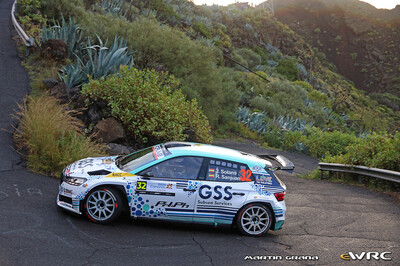 Jan Solans - Rodrigo Sanjuan
50º Rally Islas Canarias - Rally of Spain 2026. Skoda Fabia RS Rally2 (S 4874 BCM). Clasificado 16º.
PH.Ph

Del 23 al 26 de Abril, Cavle
Superficie: asfalto

El Rallye constaba de 3 etapas con un total de 1309.16 km de los que 301.30 km divididos en 18 tramos eran cronometrados (uno de ellos fue cancelado SS3 Tejeda - San Mateo 1 de 18,62 km.
La cancelación se debió a que vehículos de espectadores estaban estacionados ilegalmente dentro de un área protegida cerca del escenario).
Se encontraron más de 100 vehículos en la zona.

Tomaron la salida 58 equipos, finalizaron 51.

© Martín Graña

Palabras clave: Skoda;Fabia;Rally2;Canarias;España;Spain;2026