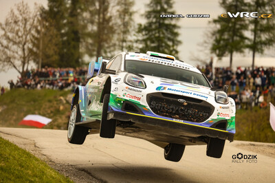 Jon Armstrong - Shane Byrne
Croatia Rally 2026. Ford Puma Rally1 (YX22 FCE). Clasificado 32º.
M-Sport Ford WRT

Del 9 al 12 de Abril, Cavle
Superficie: asfalto

El Rallye constaba de 3 etapas con un total de 1134 km de los que 300.28 km divididos en 20 tramos eran cronometrados.

Tomaron la salida 51 equipos, finalizaron 44.

© Daniel Godzik

Palabras clave: Croacia;Ford;Puma;Rally1;2026