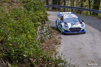 Jon Armstrong - Shane Byrne
Croatia Rally 2026. Ford Puma Rally1 (YX22 FCE). Clasificado 32º.
M-Sport Ford WRT

Del 9 al 12 de Abril, Cavle
Superficie: asfalto

El Rallye constaba de 3 etapas con un total de 1134 km de los que 300.28 km divididos en 20 tramos eran cronometrados.

Tomaron la salida 51 equipos, finalizaron 44.

© Petr Šesták

Palabras clave: Croacia;Ford;Puma;Rally1;2026