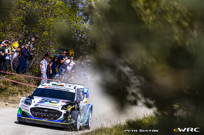 Jon Armstrong - Shane Byrne
Croatia Rally 2026. Ford Puma Rally1 (YX22 FCE). Clasificado 32º.
M-Sport Ford WRT

Del 9 al 12 de Abril, Cavle
Superficie: asfalto

El Rallye constaba de 3 etapas con un total de 1134 km de los que 300.28 km divididos en 20 tramos eran cronometrados.

Tomaron la salida 51 equipos, finalizaron 44.

© Petr Šesták

Palabras clave: Croacia;Ford;Puma;Rally1;2026