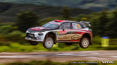 Yohan Rossel - Arnaud Dunand
59º Vodafone Rally de Portugal 2026. Lancia Ypsilon Rally2 HF Integrale (HH-688-NV). Sufrió un accidente en la 3ª etapa en el kilómetro 9,8 de SS17 Amarante 2 de 26,24 km.
En la 4ª y última etapa se re-enganchó ("SR") y acabó clasificado 38º.
Lancia Corse HF

Del 7 al 10 de Mayo, Matosinhos.
Superficie: tierra.

El Rallye constaba de 4 etapas con un total de 1874.58 km de los que 344.91 km divididos en 23 tramos eran cronometrados.

Tomaron la salida 67 equipos, finalizaron 47.

© Luis Filipe Ferreira

Palabras clave: Lancia;Ypsilon;Rally2;Portugal;2026