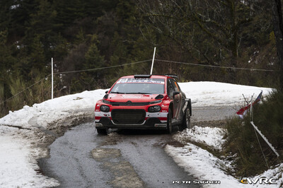 Pablo Sarrazin - Yannick Roche
94º Rallye Automobile de Monte-Carlo 2026. Citroën C3 Rally2 HB-664-KC). Abandonó por accidente en SS16 Col de Braus / La Cabanette 2 de 12,5 km.

Del 22 al 25 de Enero, Gap - Monaco.
Superficie: asfalto - nieve.

El Rally constaba de 4 etapas con un total de 1553.22 km de los que 339.15 km divididos en 17 tramos eran cronometrados.

Tomaron la salida 65 equipos, finaluizaron 48.

© Petr Sagner

Palabras clave: Citroen;Rally2;Montecarlo;2026