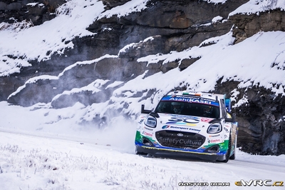 Josh McErlean - Eoin Treacy
94º Rallye Automobile de Monte-Carlo 2026. Ford Puma Rally1 (YX22 FCE). Abandonó por daños de accidente en SS17 La Bollène-Vésubie / Moulinet 2 (Powerstage) de 23,45 km.
M-Sport Ford WRT

Del 22 al 25 de Enero, Gap - Monaco.
Superficie: asfalto - nieve.

El Rally constaba de 4 etapas con un total de 1553.22 km de los que 339.15 km divididos en 17 tramos eran cronometrados.

Tomaron la salida 65 equipos, finaluizaron 48.

© Bastien Roux

Palabras clave: Ford;Puma;Rally1;Montecarlo;2026