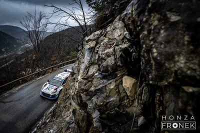 Josh McErlean - Eoin Treacy
94º Rallye Automobile de Monte-Carlo 2026. Ford Puma Rally1 (YX22 FCE). Abandonó por daños de accidente en SS17 La Bollène-Vésubie / Moulinet 2 (Powerstage) de 23,45 km.
M-Sport Ford WRT

Del 22 al 25 de Enero, Gap - Monaco.
Superficie: asfalto - nieve.

El Rally constaba de 4 etapas con un total de 1553.22 km de los que 339.15 km divididos en 17 tramos eran cronometrados.

Tomaron la salida 65 equipos, finaluizaron 48.

© Honza Fronek

Palabras clave: Ford;Puma;Rally1;Montecarlo;2026