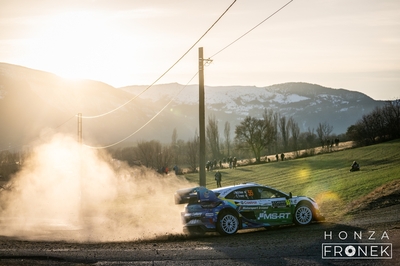Josh McErlean - Eoin Treacy
94º Rallye Automobile de Monte-Carlo 2026. Ford Puma Rally1 (YX22 FCE). Abandonó por daños de accidente en SS17 La Bollène-Vésubie / Moulinet 2 (Powerstage) de 23,45 km.
M-Sport Ford WRT

Del 22 al 25 de Enero, Gap - Monaco.
Superficie: asfalto - nieve.

El Rally constaba de 4 etapas con un total de 1553.22 km de los que 339.15 km divididos en 17 tramos eran cronometrados.

Tomaron la salida 65 equipos, finaluizaron 48.

© Honza Fronek

Palabras clave: Ford;Puma;Rally1;Montecarlo;2026