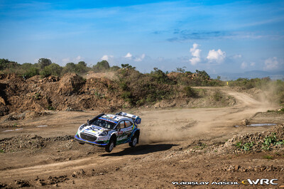 Josh McErlean - Eoin Treacy
74º Safari Rally Kenya 2026. Ford Puma Rally1 (YX22 FCE). Abandonó por motor en SS17 Oserengoni 1 de 18,22 km.
M-Sport Ford WRT

Del 12 al 15 de Marzo, Naivasha.
Superficie: tierra.

El Rally constaba de 4 etapas con un total de 1205.46 km de los que 338.34 km divididos en 20 tramos eran cronometrados.

Tomaron la salida 41 equipos, finalizaron 29.

© Vladislav Maschl

Palabras clave: Ford;Puma;Rally1;Kenya;2026
