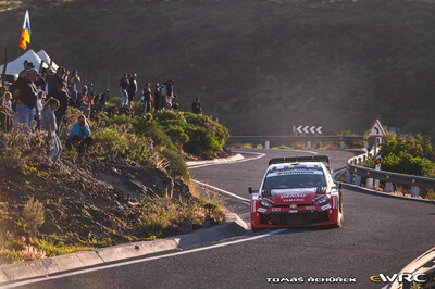 Oliver Solberg - Elliott Edmondson
50º Rally Islas Canarias - Rally of Spain 2026. Toyota GR Yaris Rally1 (A-7645). Abandonó por accidente en SS17 Ingenio - Valsequillo 2 de 25,93 km.
Toyota Gazoo Racing WRT

Del 23 al 26 de Abril, Cavle
Superficie: asfalto

El Rallye constaba de 3 etapas con un total de 1309.16 km de los que 301.30 km divididos en 18 tramos eran cronometrados (uno de ellos fue cancelado SS3 Tejeda - San Mateo 1 de 18,62 km.
La cancelación se debió a que vehículos de espectadores estaban estacionados ilegalmente dentro de un área protegida cerca del escenario).
Se encontraron más de 100 vehículos en la zona.

Tomaron la salida 58 equipos, finalizaron 51.

© Tomáš Rehurek

Palabras clave: Toyota;Yaris;Rally1;Canarias;España;Spain;2026