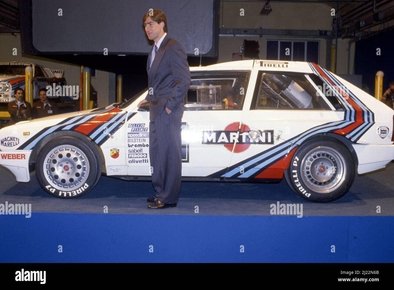 Henri Toivonen
Presentación del Lancia Delta S4
Diciembre de 1984

© alamy
Palabras clave: Henri_Toivonen;Lancia;Delta;Grupo_B;Personajes;1985;Presentacion