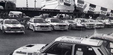 Parque cerrado del 26º Tour de Corse - Rallye de Francia 1982
Prueba 5º de FIA World Rally Championship 1982

Salida: 6 de Mayo en Ajaccio
Final: 8 de Mayo en Ajaccio

Superficie: asfalto.

El Rally tenia un total de 1616.70 km de los que 1176.10 km divididos en 27 tramos eran especiales.

Se inscribieron 181 equipos, tomaron la salida 177, finalizaron 47.
Palabras clave: parque_cerrado;Corcega;1982;Corse