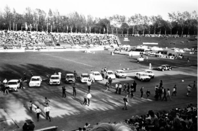 Parque Cerrado del Rally Old Toomas 1988
Palabras clave: Toomas;1988;Parque_cerrado