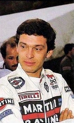 Sergio Cresto
Copiloto de Henri Toivonen

19 de enero de 1956, Nueva York, Estados Unidos - 2 de mayo de 1986, Córcega
Palabras clave: Sergio_Cresto;1986;Personajes
