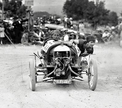 XIV Subida del Mont Ventoux 1922
Para mas informacion [url=https://wp.me/p74eqQ-3w] Clic en la foto o aqui si esta azul[/url]
For more information [url=https://wp.me/p74eqQ-3w] Click on the picture or here if blue [/url]

Palabras clave: Morgan;Cyclecar;Mont_Ventoux;Subida;1922