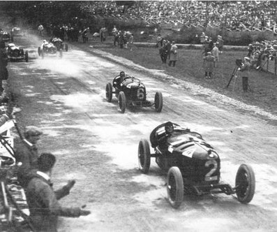 GRAN PREMIO DE EUROPA (SPA, 1925)
Para mas informacion [url=http://wp.me/p74eqQ-S] Clic en la foto o aqui si esta azul[/url]
For more information [url=http://wp.me/p74eqQ-S] Click on the picture or here if blue [/url]

Palabras clave: Alfa_Romeo;Spa;1925