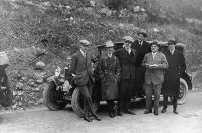 Pierre Bussienne
7º Rallye Automobile de Monte-Carlo 1928. Sizaire Frères (7981-X8). Clasificado 4º.

Del 14 al 18 de Enero.
Superficie: asfalto - nieve.

Se inscribieron 77 equipos, tomaron la salida 60, finalizaron 47.@
Palabras clave: Montecarlo;1928