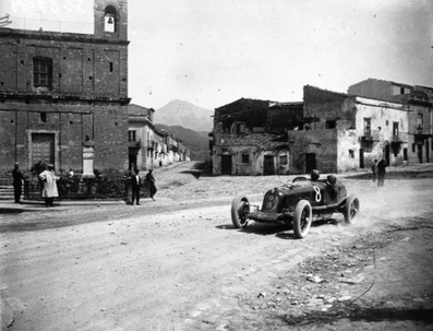 Luigi Fagioli
19º Targa Florio 1928. Maserati 26MM.@
Palabras clave: Maserati;Targa_Florio;1928