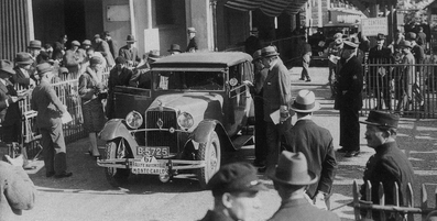 Srta. De Boer Wassenaar
9º Rallye Automobile de Monte-Carlo 1930. Steyr. Clasificada 74º.

Del 26 al 29 de Enero,
Superficie: asfalto - nieve.

Se inscribieron 142 equipos, tomaron la salida 115, finalizaron 88.
Palabras clave: Montecarlo;1930;Mujeres;Womens;Parque_Cerrado