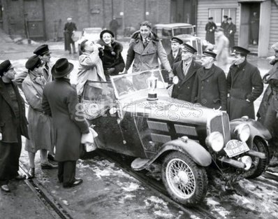 Jack Ridley - Roger Thacker
14º Rallye Automobile de Monte-Carlo 1935. Triumph Gloria Spécial (KV 6905). Clasificado 2º.

Del 19 al 25 de Enero.
Superficie: asfalto - nieve.

Se inscribieron 165 equipos, tomaron la salida 149, finalizaron 103.
Palabras clave: Montecarlo;Triumph;1935