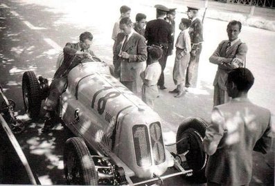 VI Gran Premio Penya Rhin-III Copa de Barcelona (Montjuich, 1935) 
Para mas informacion [url=http://wp.me/p74eqQ-br] Clic en la foto o aqui si esta azul[/url]
For more information [url=http://wp.me/p74eqQ-br] Click on the picture or here if blue [/url]
Palabras clave: Barcelona;Montjuich;Maserati;1935