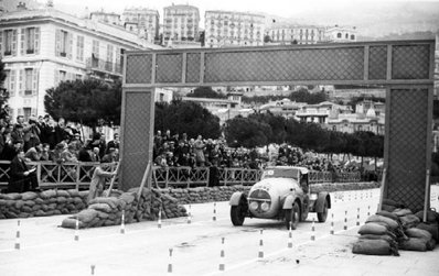 Barbu Neamtu - C. Alexandru Berlescu
16º Rallye Automobile de Monte-Carlo 1937. Ford. Clasificado 14º.

Del 26 al 30 de Enero.
Superficie: asfalto - nieve.

Tomaron la salida 121 equipos, finalizaron 81.@
Palabras clave: Ford;Montecarlo;1937